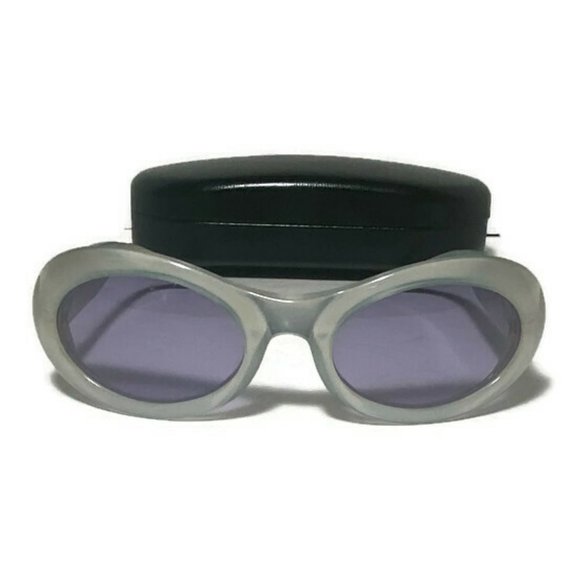 Gucci Accessories - Vintage Gucci Sunglasses GG2400/N/S Silver Gray